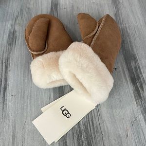 Ugg kids mitten